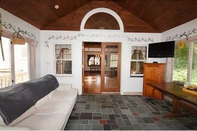136 Taylor St, Pembroke, MA 02359 - Photo 9