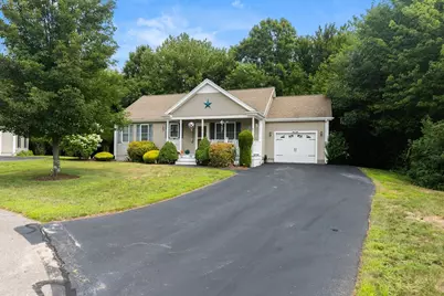 49 Harmony Xing, East Bridgewater, MA 02333 - Photo 3