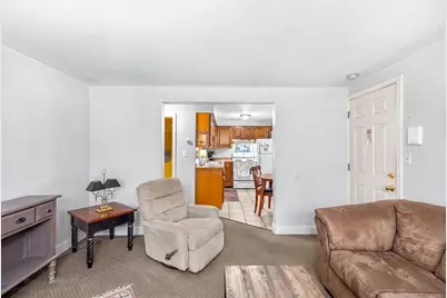 464 Bank #3, Fall River, MA 02720 - Photo 5