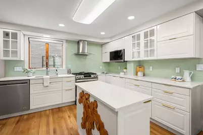 567 Winthrop St, Medford, MA 02155 - Photo 13