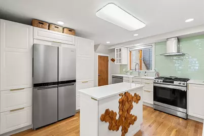 567 Winthrop St, Medford, MA 02155 - Photo 11