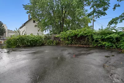 13 Oxford St, Lynn, MA 01902 - Photo 3