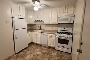655 W Lowell Ave, Haverhill, MA 01832 - Photo 3