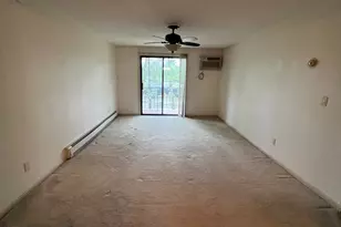 655 W Lowell Ave, Haverhill, MA 01832 - Photo 5