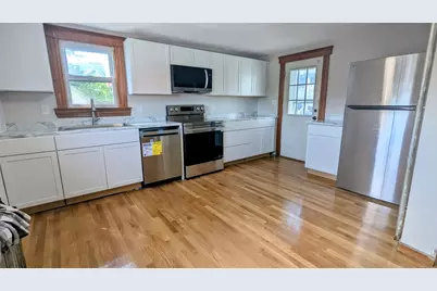 13 Oxford St, Lynn, MA 01902 - Photo 37