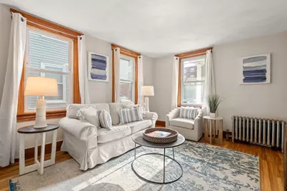 13 Oxford St, Lynn, MA 01902 - Photo 5