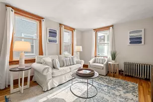 13 Oxford St, Lynn, MA 01902 - Photo 5