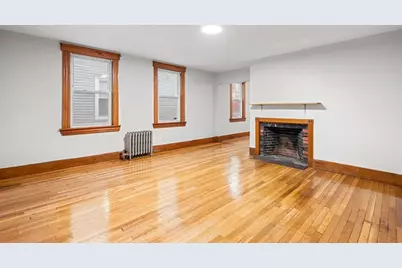 13 Oxford St, Lynn, MA 01902 - Photo 7
