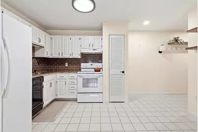 160 Burkhall St #308, Weymouth, MA 02190 - Photo 3
