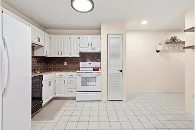 160 Burkhall St #308, Weymouth, MA 02190 - Photo 3