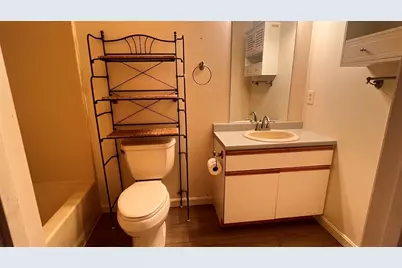 13 Dallas Dr #305, Dracut, MA 01826 - Photo 9