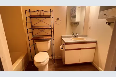 13 Dallas Dr #305, Dracut, MA 01826 - Photo 9