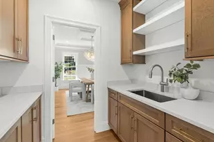 14 Liana St, Woburn, MA 01801 - Photo 9