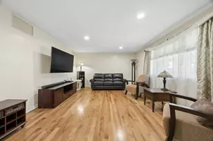 19 Hickory Dr, Worcester, MA 01609 - Photo 5