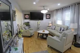89 N High St, Foxboro, MA 02035 - Photo 3