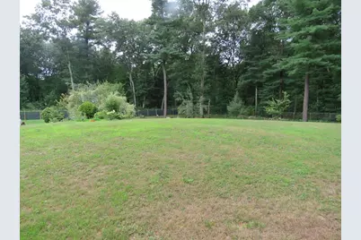 89 N High St, Foxboro, MA 02035 - Photo 31