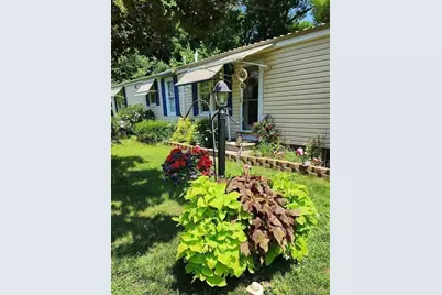 281 Chauncey Walker St Avenue A #26, Belchertown, MA 01007 - Photo 13
