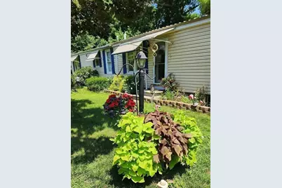 281 Chauncey Walker St Avenue A #26, Belchertown, MA 01007 - Photo 13