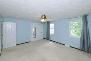 41 West St, Milford, MA 01757 - Photo 15