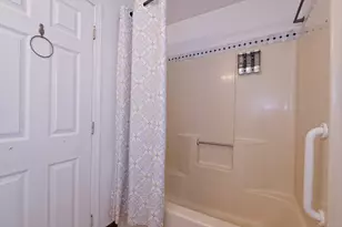 41 West St, Milford, MA 01757 - Photo 19