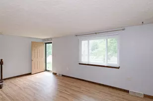 41 West St, Milford, MA 01757 - Photo 3