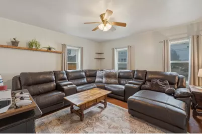 45 Nichols St, Gardner, MA 01440 - Photo 9