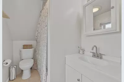 45 Nichols St, Gardner, MA 01440 - Photo 17