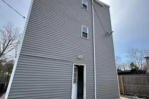 27 North St, Worcester, MA 01605 - Photo 17