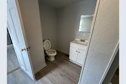 27 North St, Worcester, MA 01605 - Photo 11