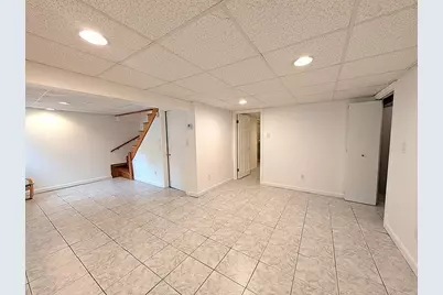 21 Stanwood St, Lynn, MA 01904 - Photo 31