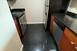 8 Museum Way, Cambridge, MA 02141 - Photo 9
