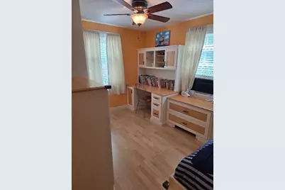 23 Valley Rd, Dracut, MA 01826 - Photo 9
