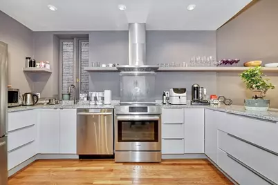 70 Clarendon St #A, Boston, MA 02116 - Photo 5