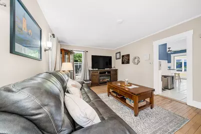 234 Elm St, Amesbury, MA 01913 - Photo 5