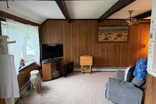 164 N Broadway, Haverhill, MA 01832 - Photo 3