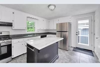25 Foxtail Rd, Hanover, MA 02339 - Photo 9