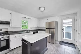 25 Foxtail Rd, Hanover, MA 02339 - Photo 9