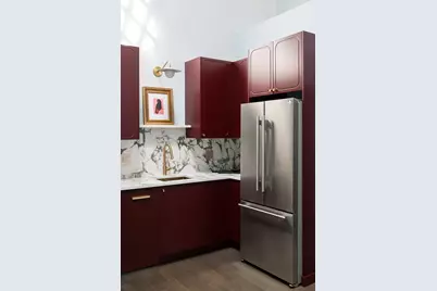 7 Crombie St #10, Salem, MA 01970 - Photo 5