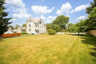 18 Steele St, Worcester, MA 01607 - Photo 11