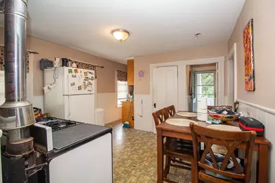 18 Steele St, Worcester, MA 01607 - Photo 33