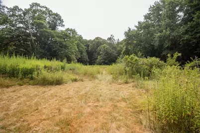 18 Steele St, Worcester, MA 01607 - Photo 17
