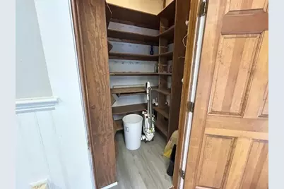 20 Cottage St, Brockton, MA 02301 - Photo 17
