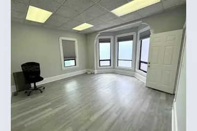 20 Cottage St, Brockton, MA 02301 - Photo 13