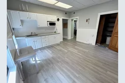 20 Cottage St, Brockton, MA 02301 - Photo 21