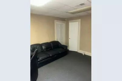 20 Cottage St, Brockton, MA 02301 - Photo 15