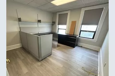 20 Cottage St, Brockton, MA 02301 - Photo 9