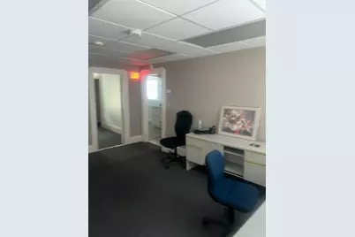20 Cottage St, Brockton, MA 02301 - Photo 17