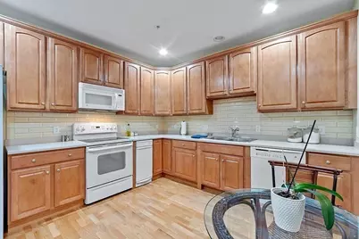 170 Haverhill Street #136, Andover, MA 01810 - Photo 5