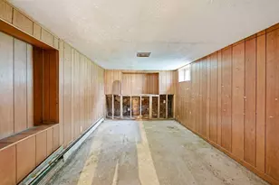100 Taunton, Boston, MA 02136 - Photo 21