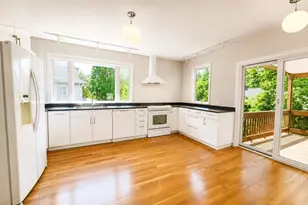 47 Clark St, Newton, MA 02459 - Photo 5
